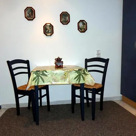 In Mueggelheim Mit Eigener Terrasse Semesterbostad *