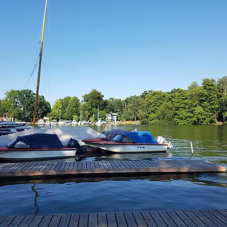 In Müggelheim Mit Eigener Terrasse *